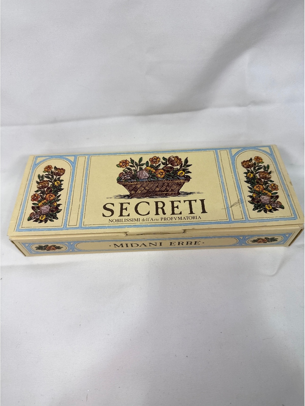 Vintage Midani Erbe Secreti Nobilissimi dell'Arte Profumatoria 3 Soap Gift Box